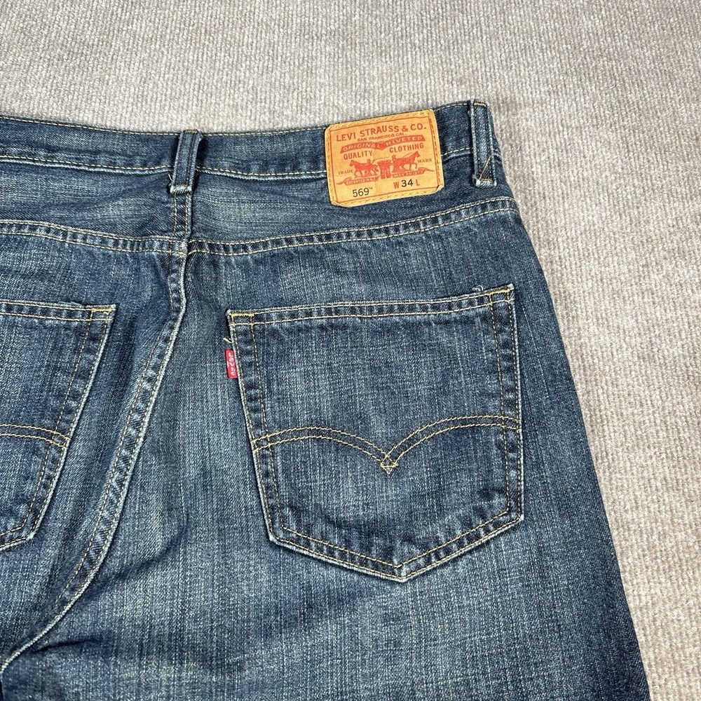 Levis 569 Jean Shorts Men 34 Loose Straight Fit Dark Blue Denim Faded Skater Y2K - Picture 3 of 11